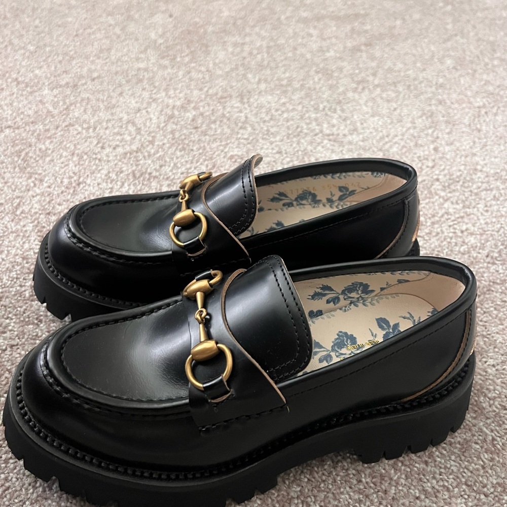 Gucci Black Leather Horsebit Lug Sole Loafers - Picture 4 of 4